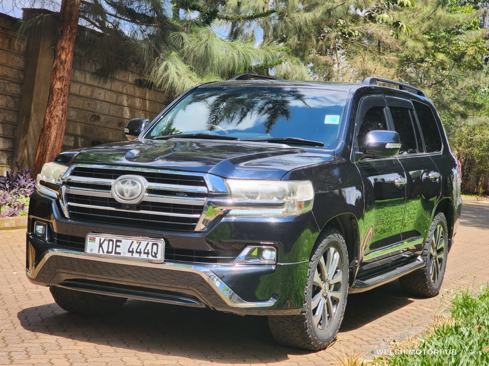 2016 Toyota Land Cruiser 4.6L Diesel SUV, photo 4