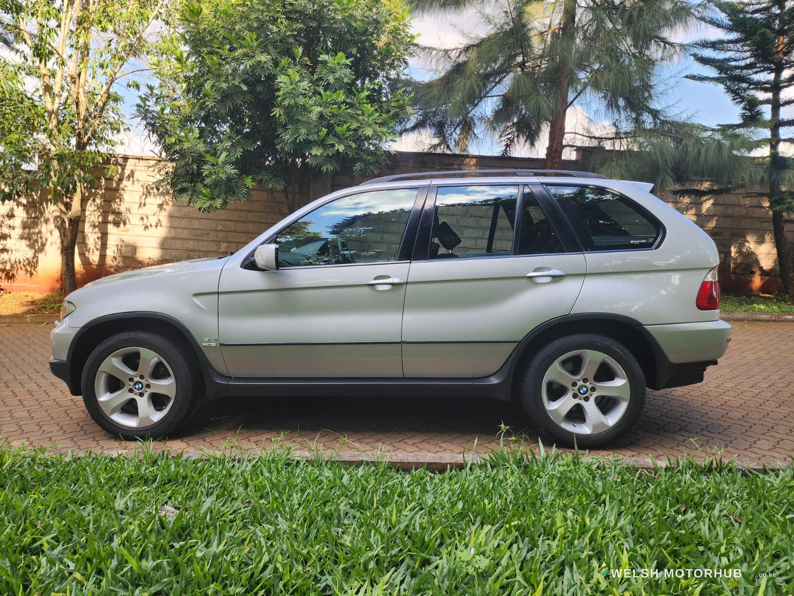 2007 BMW X5 3L Petrol SUV, photo 3