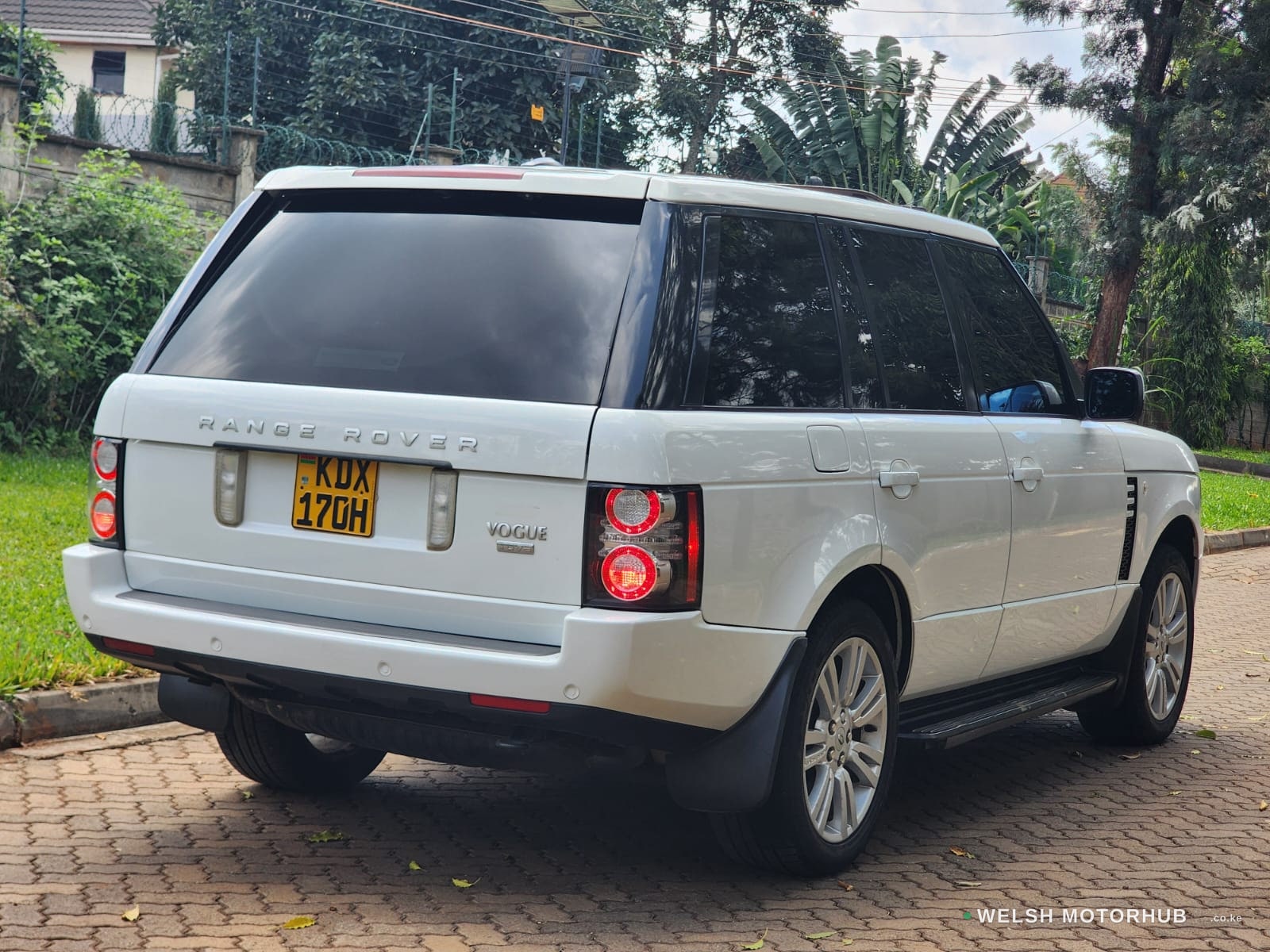 2010 Range Rover Vogue 3.6L Diesel SUV, photo 5