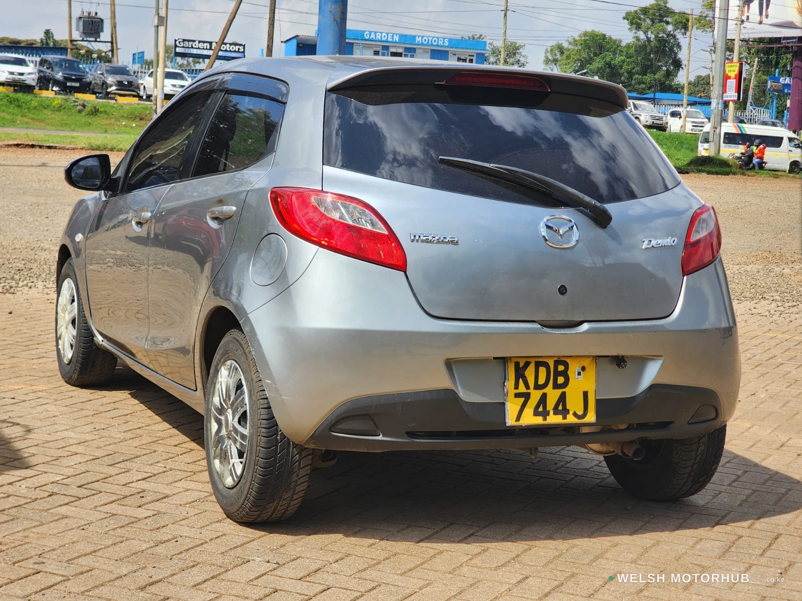 2014 Mazda Demio 1.3L Petrol Hatchback, photo 5
