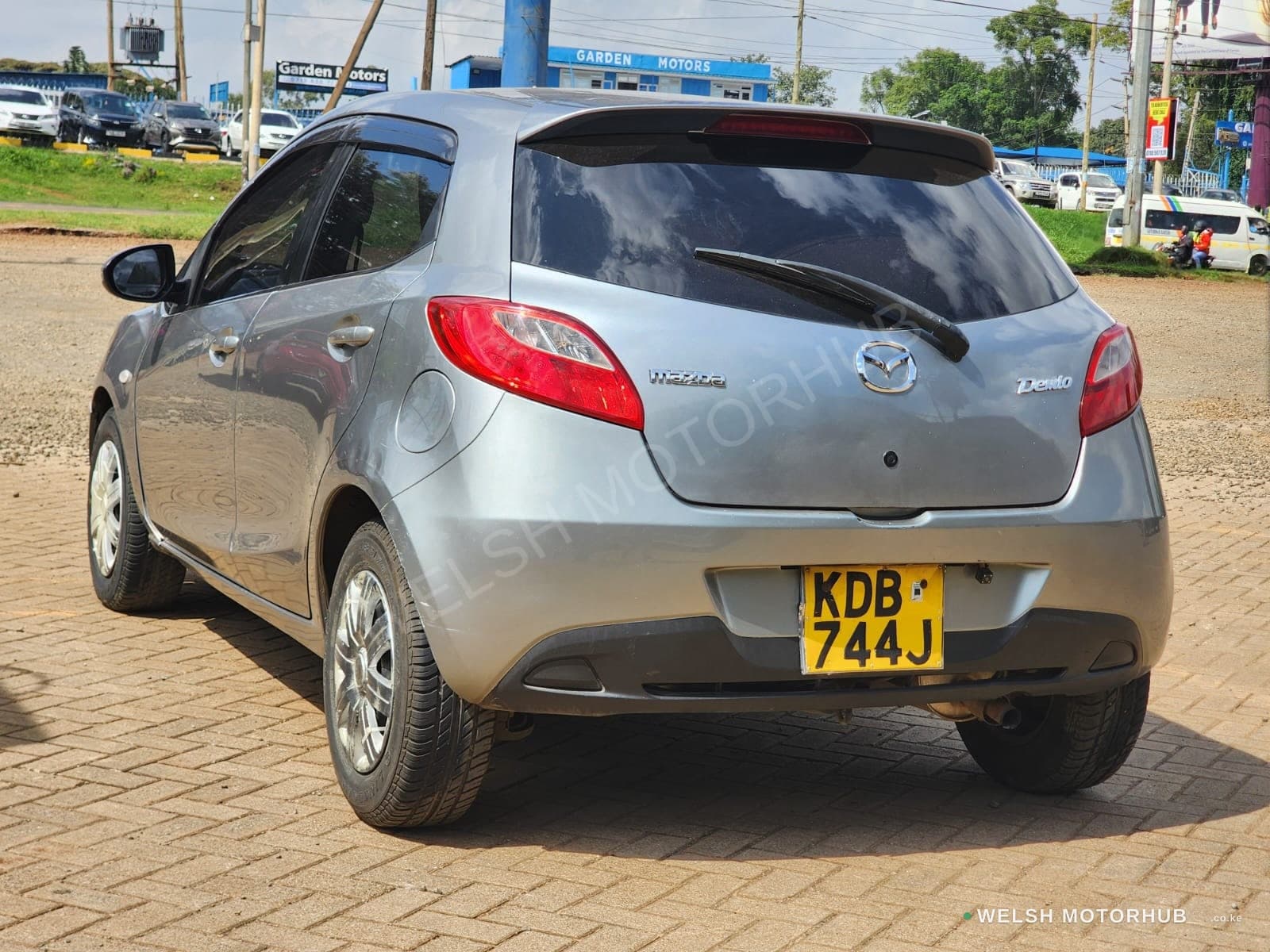 2014 Mazda Demio 1.3L Petrol Hatchback, photo 5