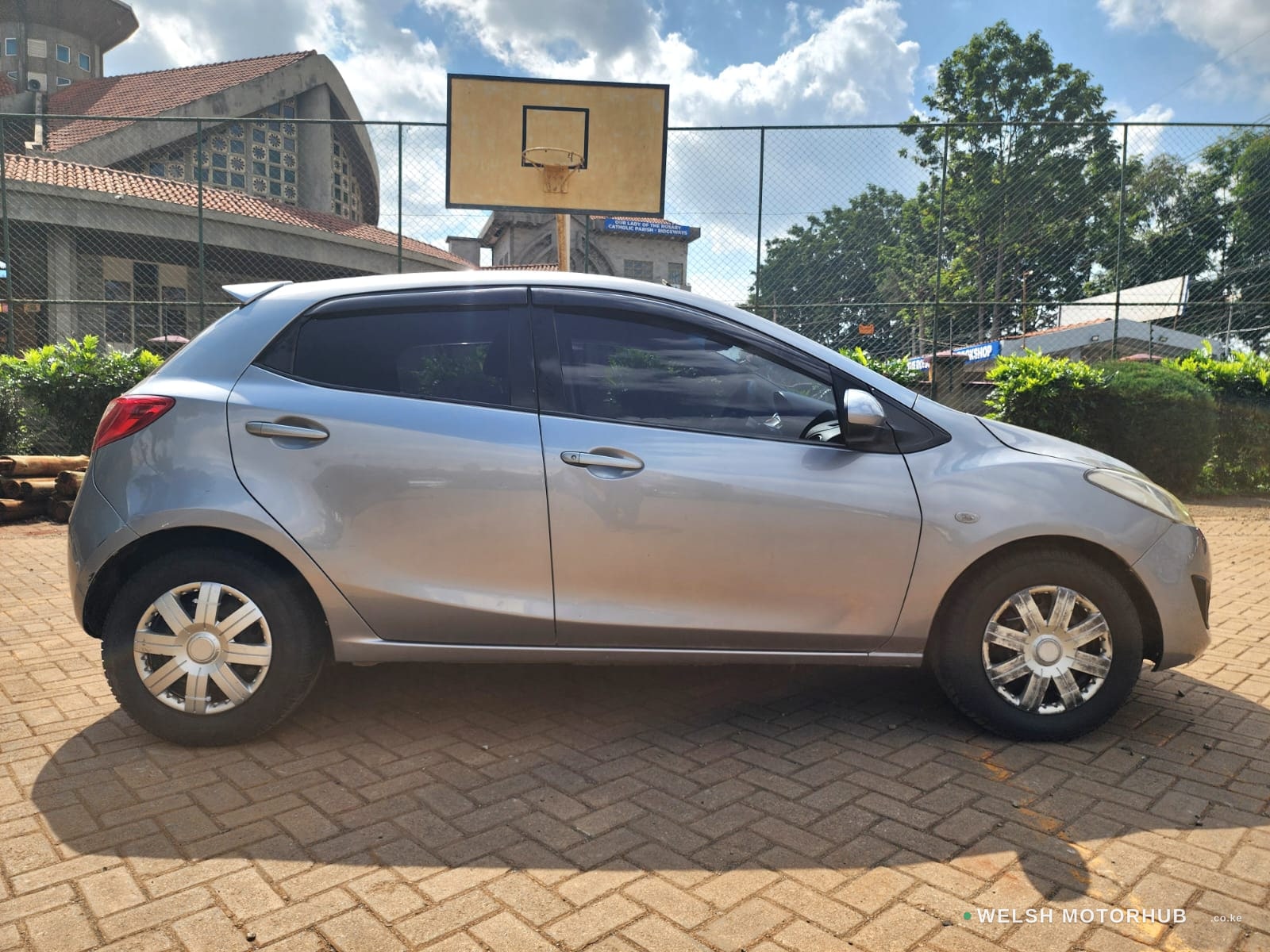 2014 Mazda Demio 1.3L Petrol Hatchback, photo 6