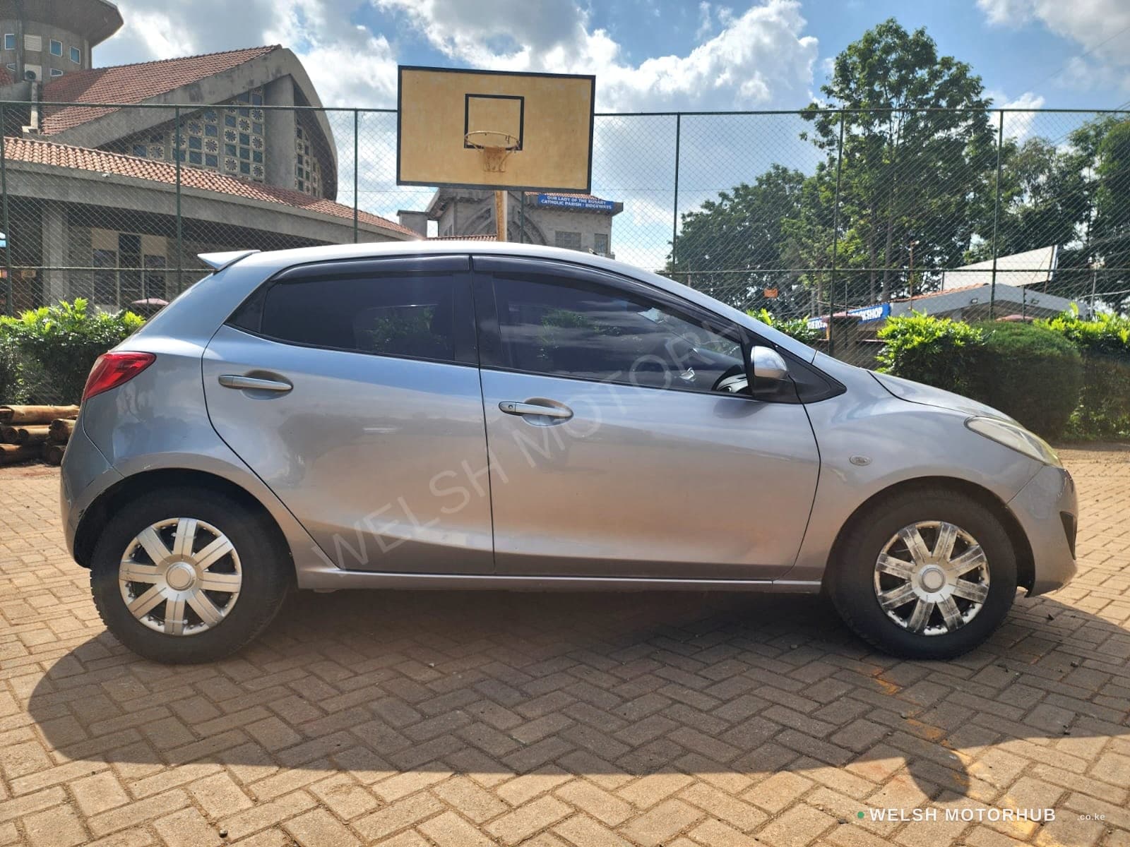 2014 Mazda Demio 1.3L Petrol Hatchback, photo 6