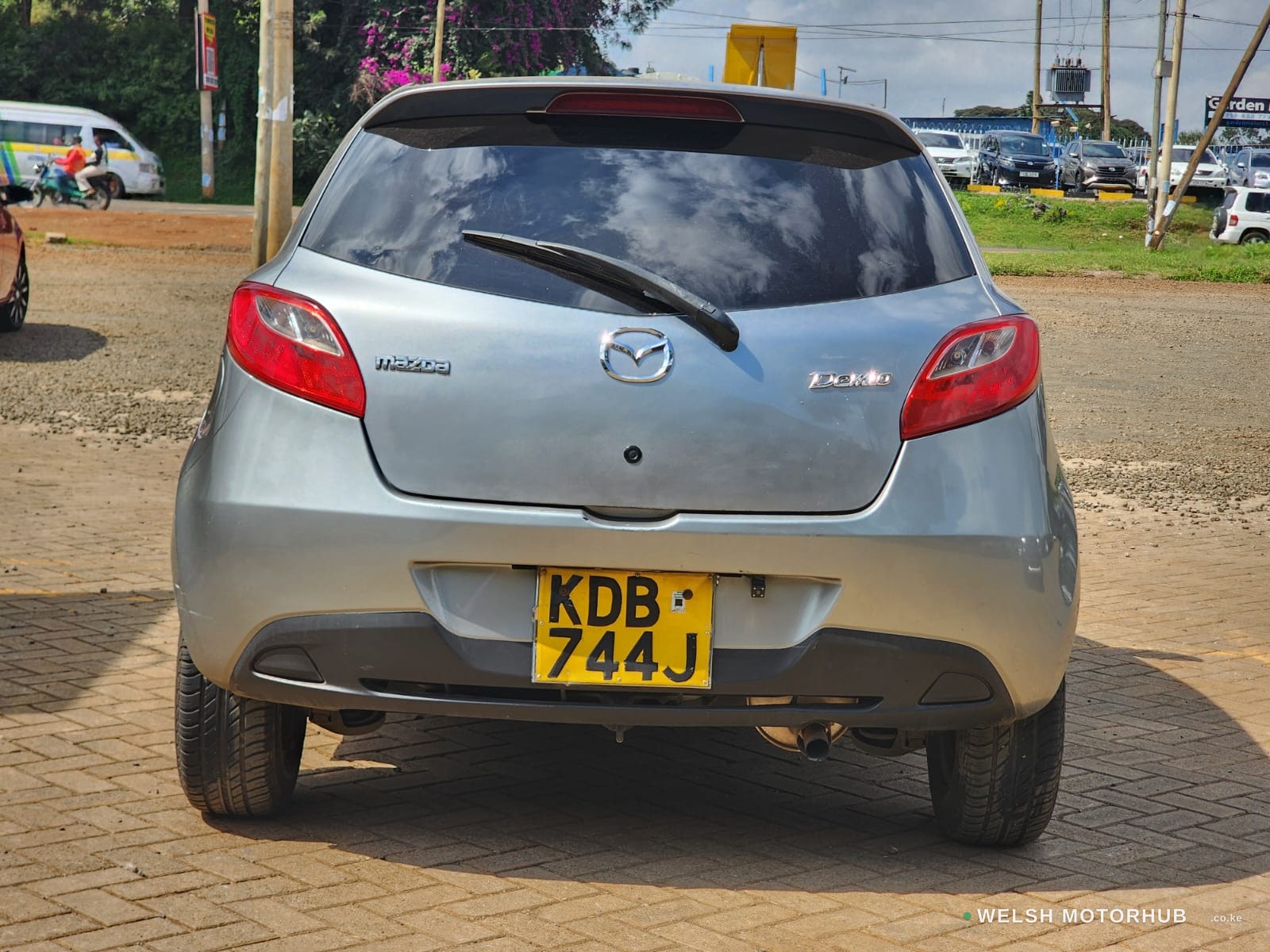 2014 Mazda Demio 1.3L Petrol Hatchback, photo 8