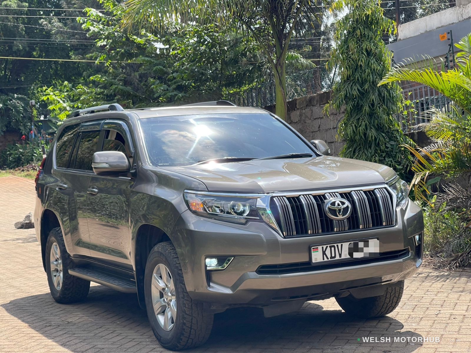 2014 Toyota Prado J150 TX-L 2.7L Petrol SUV, photo 2