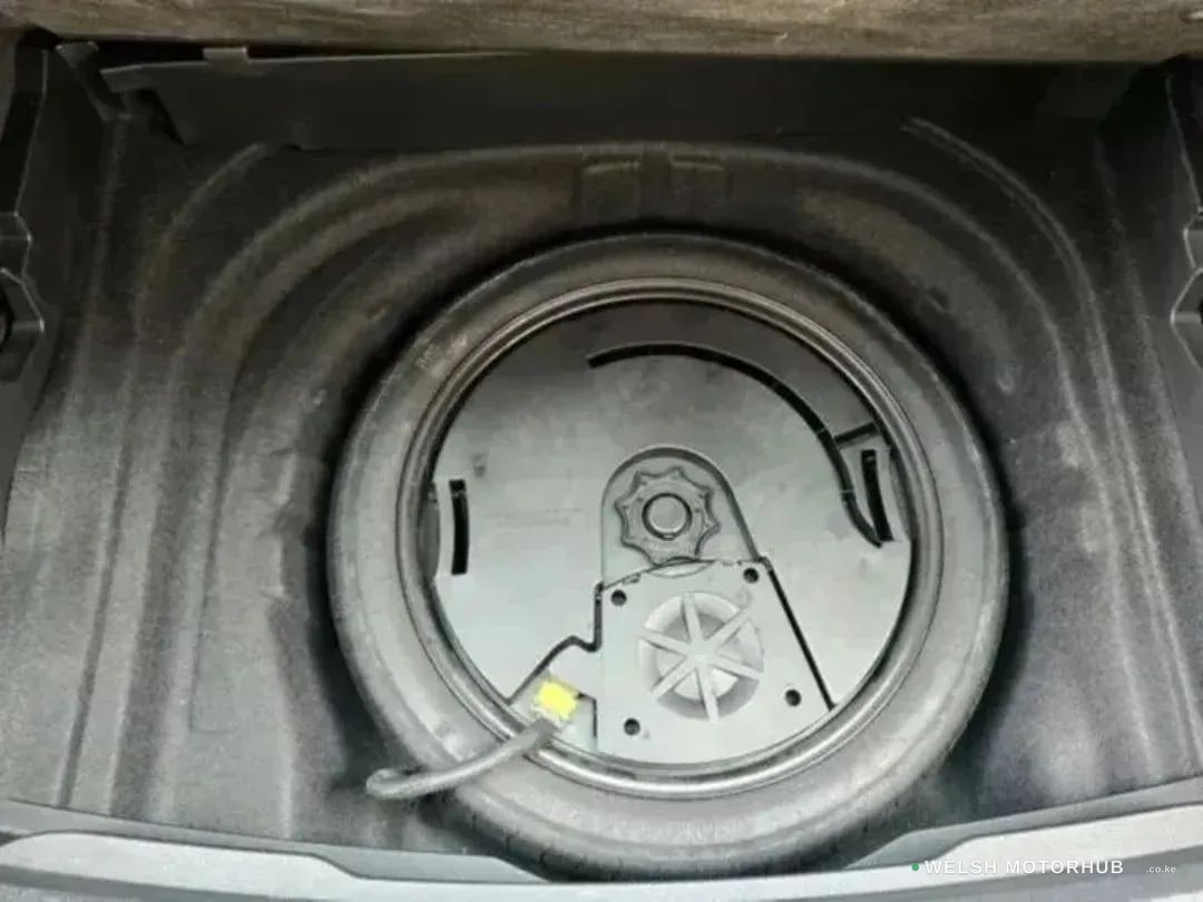 2019 Volkswagen Golf R MK7.5 2L Petrol, photo 10