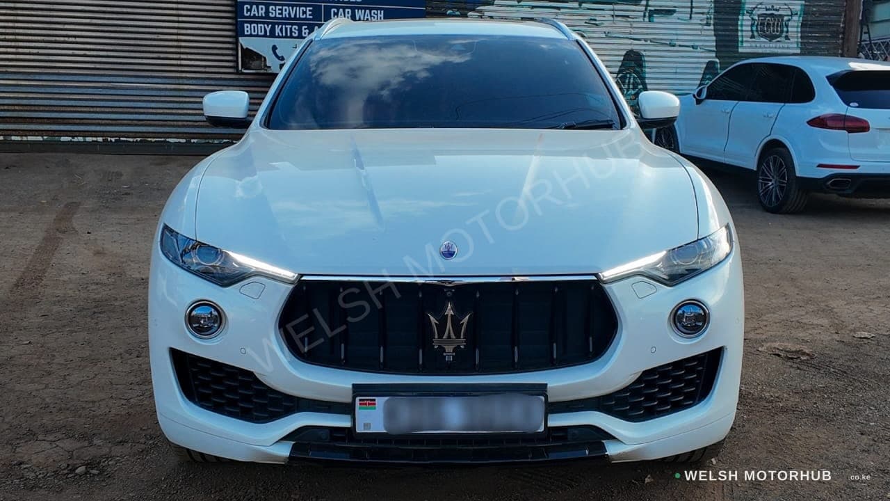 Maserati Levante ( GT )