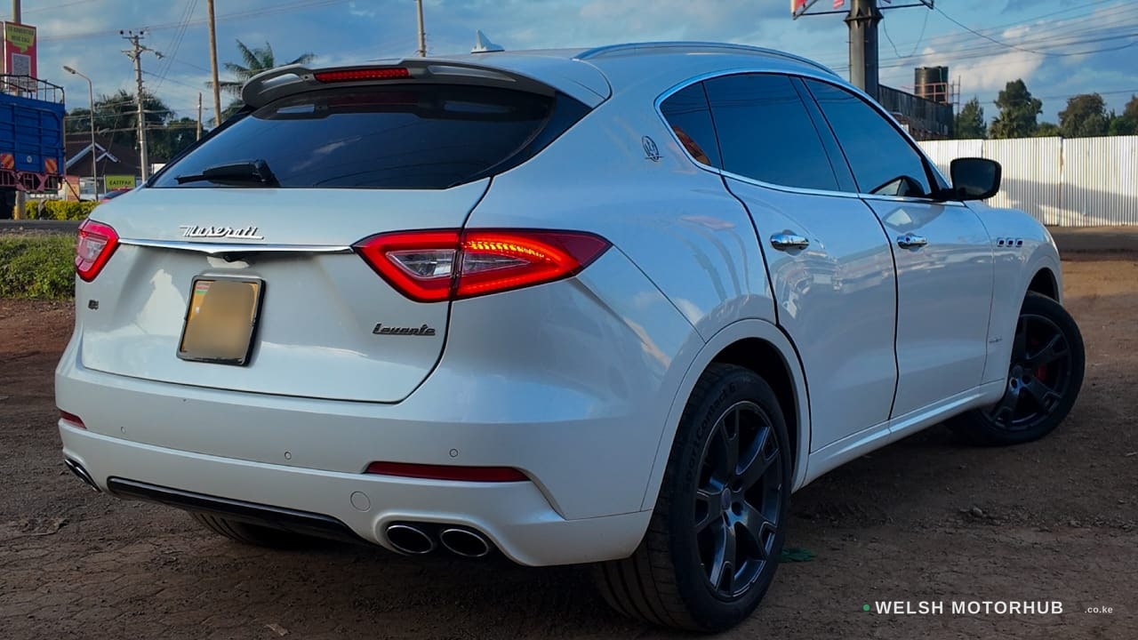 2018 Maserati Levante GT 3L Petrol SUV, photo 6