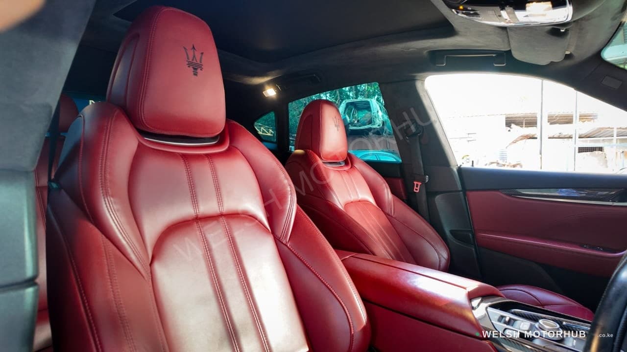 2018 Maserati Levante GT 3L Petrol SUV, photo 11