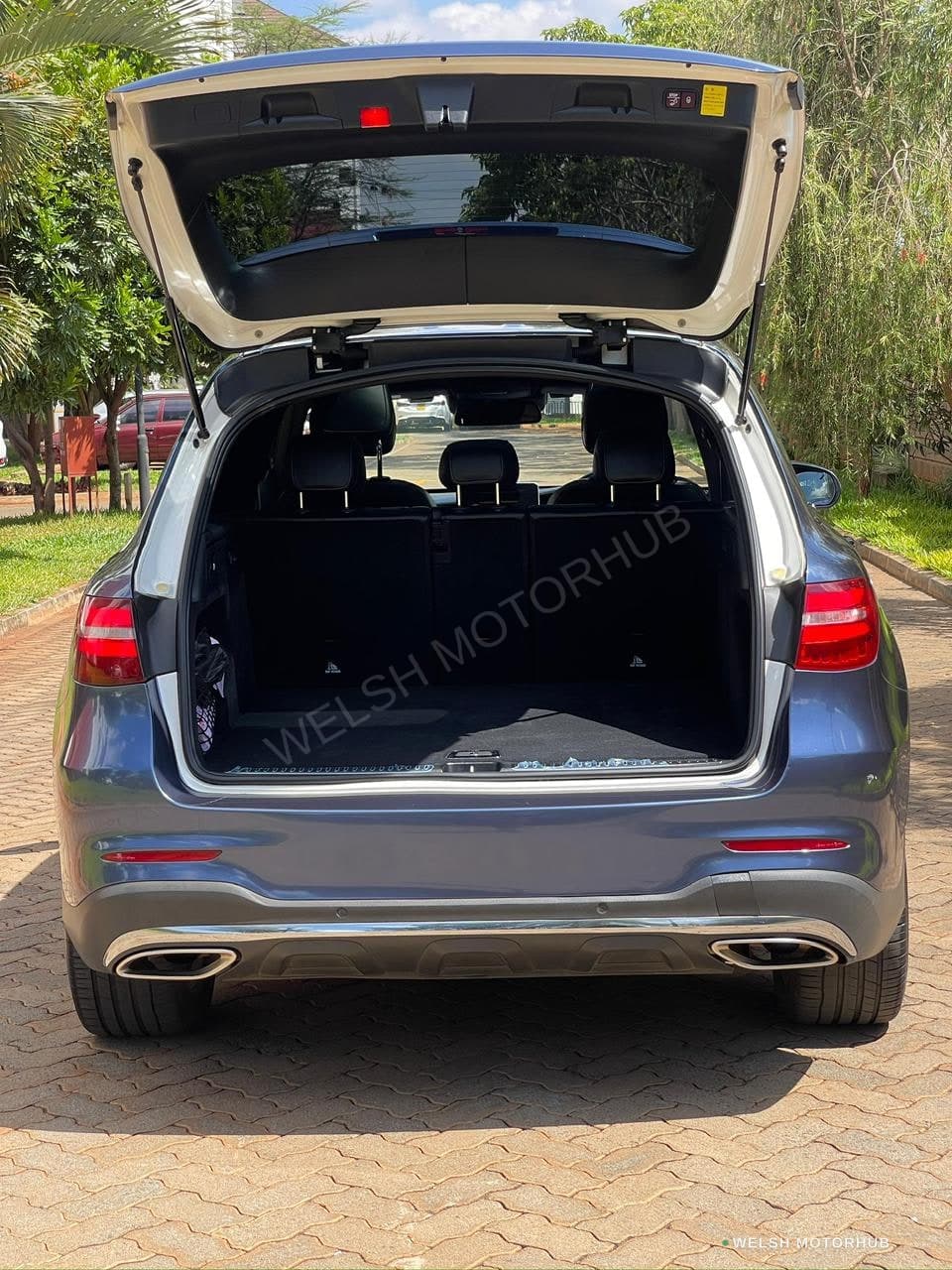 2017 Mercedes-Benz GLC 250 4MATIC AMG 2L Petrol SUV, photo 7