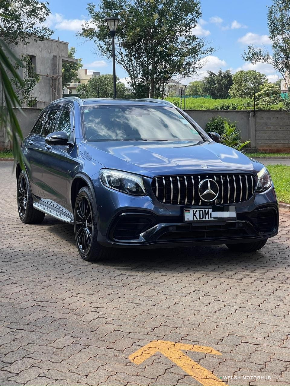 2017 Mercedes-Benz GLC 250 4MATIC AMG 2L Petrol SUV, photo 5