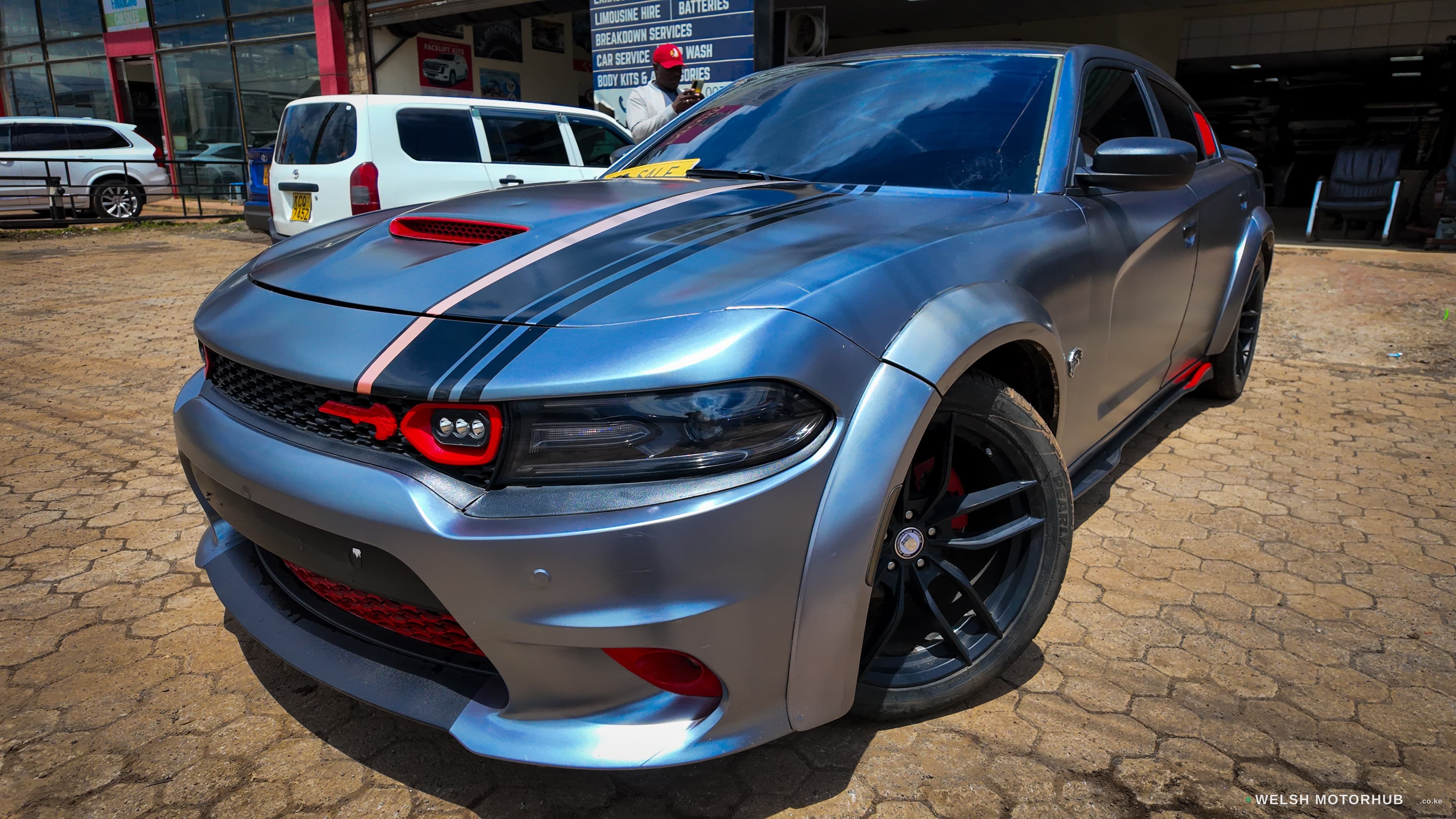 2017 Dodge Charger SXT 3.6L Petrol Sedan, photo 4