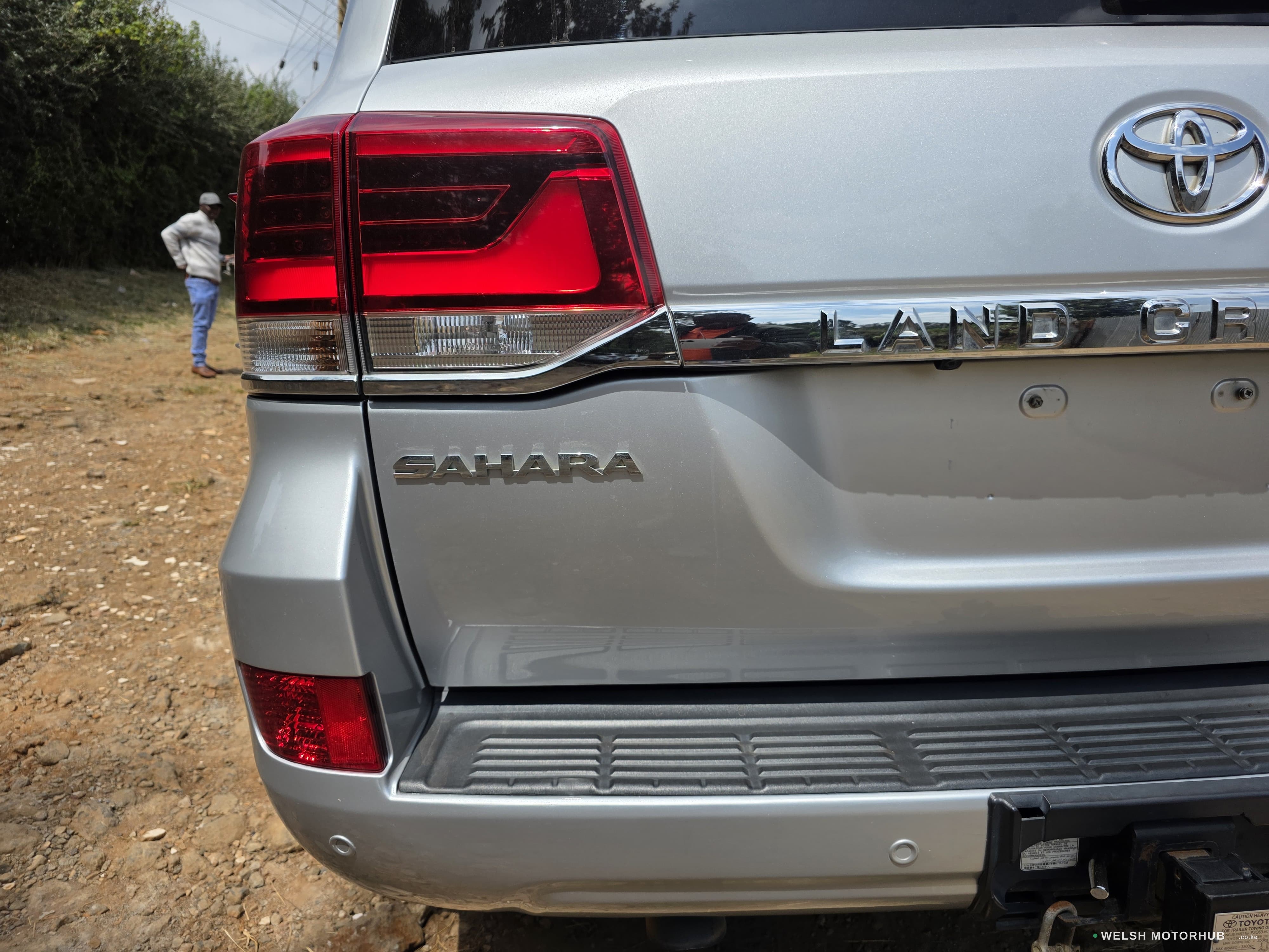 2019 Toyota Land Cruiser Sahara 4.5L Diesel SUV, photo 8