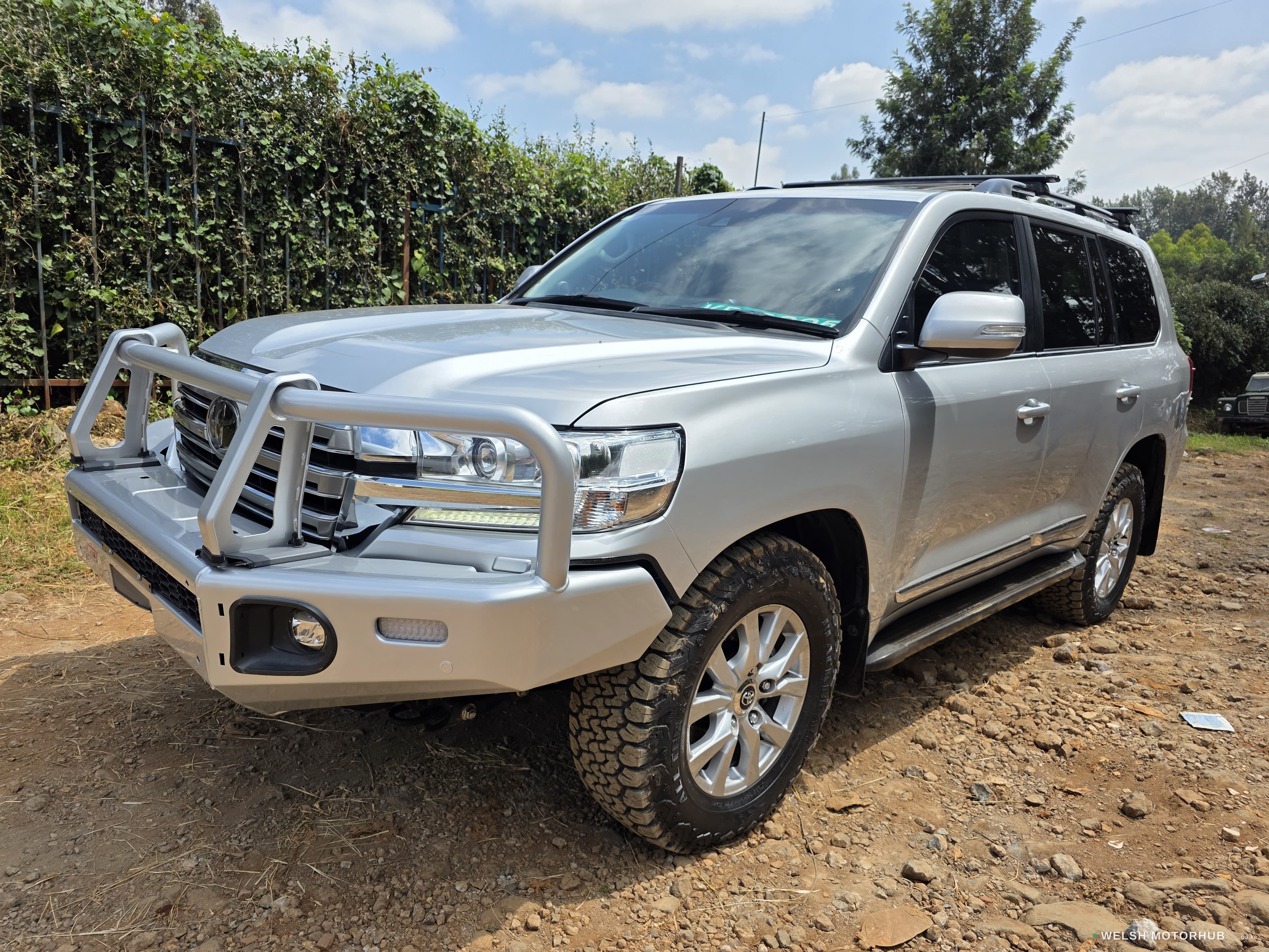 2019 Toyota Land Cruiser Sahara 4.5L Diesel SUV, photo 3