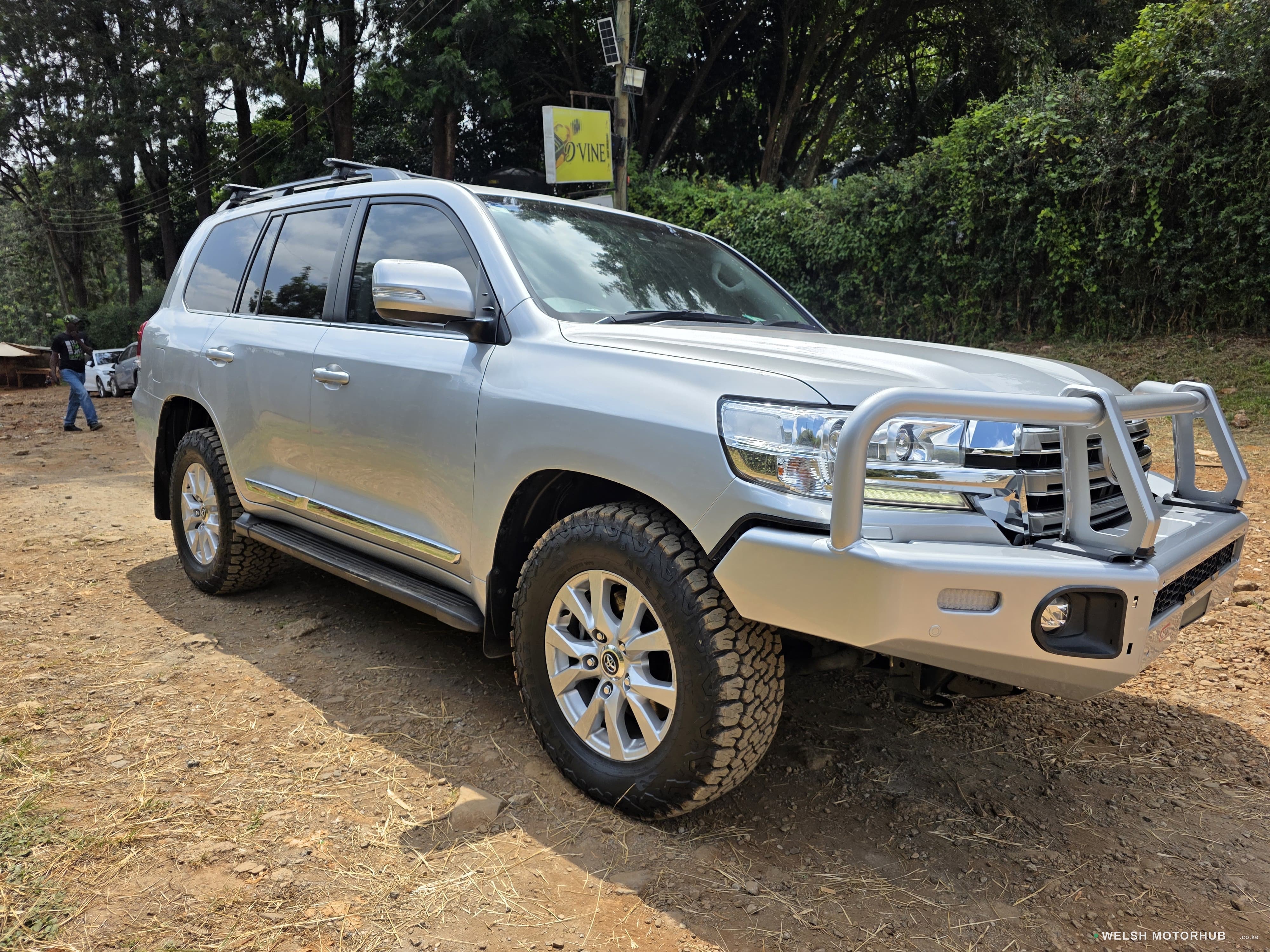 2019 Toyota Land Cruiser Sahara 4.5L Diesel SUV, photo 2