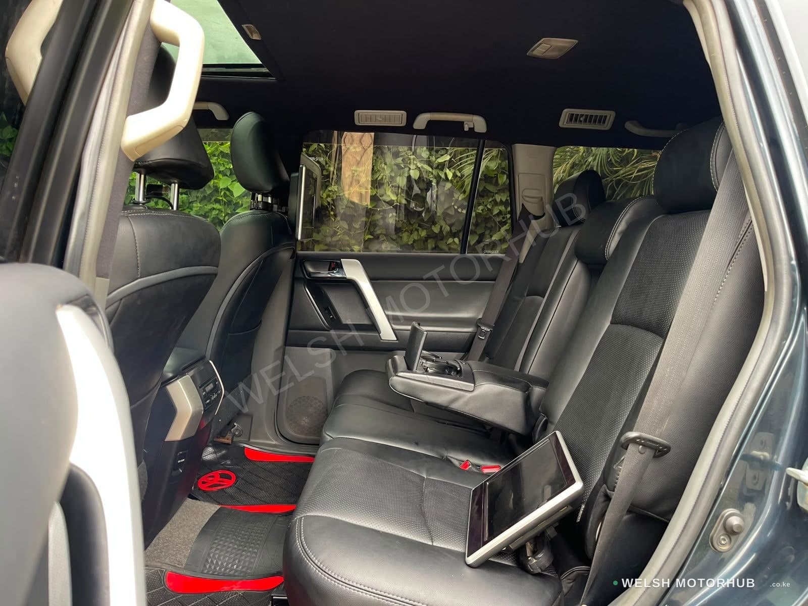 2011 Toyota Land Cruiser Prado VX 3L Petrol SUV, photo 13