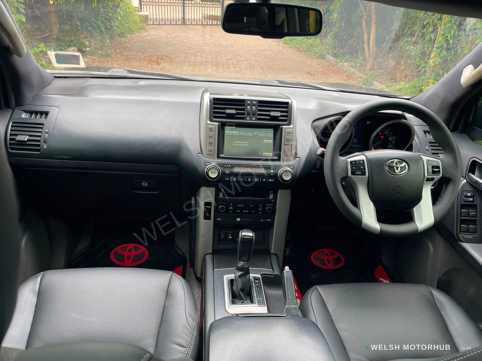 2011 Toyota Land Cruiser Prado VX 3L Petrol SUV, photo 12