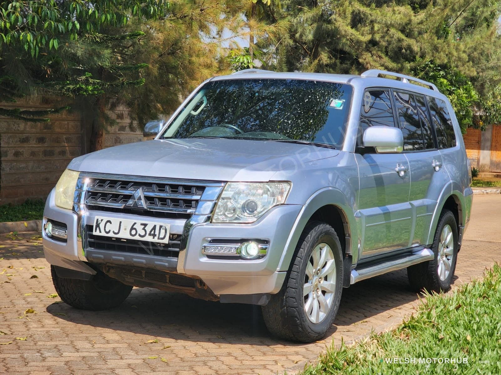 Mitsubishi Pajero ( Shogun )