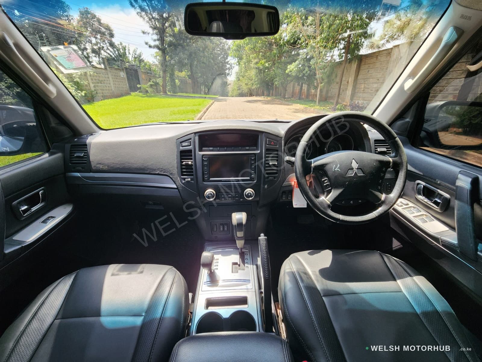 2010 Mitsubishi Pajero Shogun 3.2L Diesel SUV, photo 10