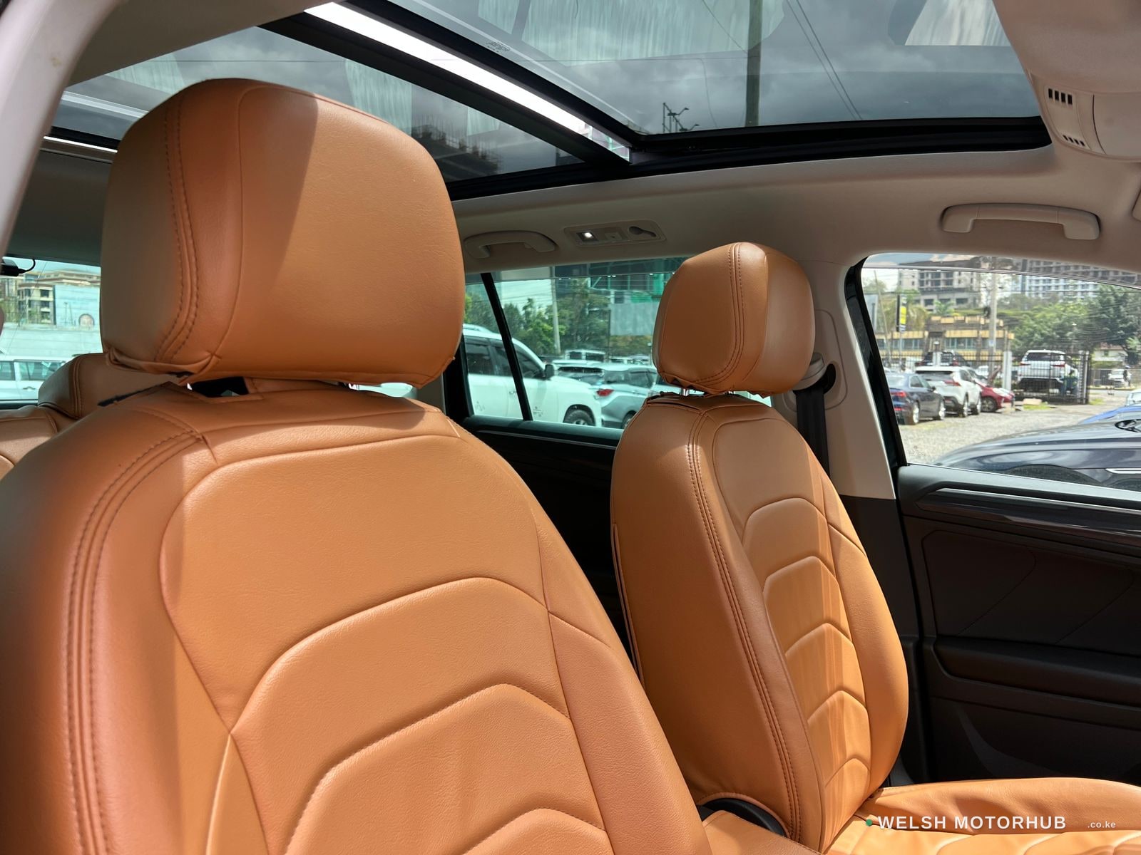 2020 Volkswagen Tiguan Diesel SUV, photo 6
