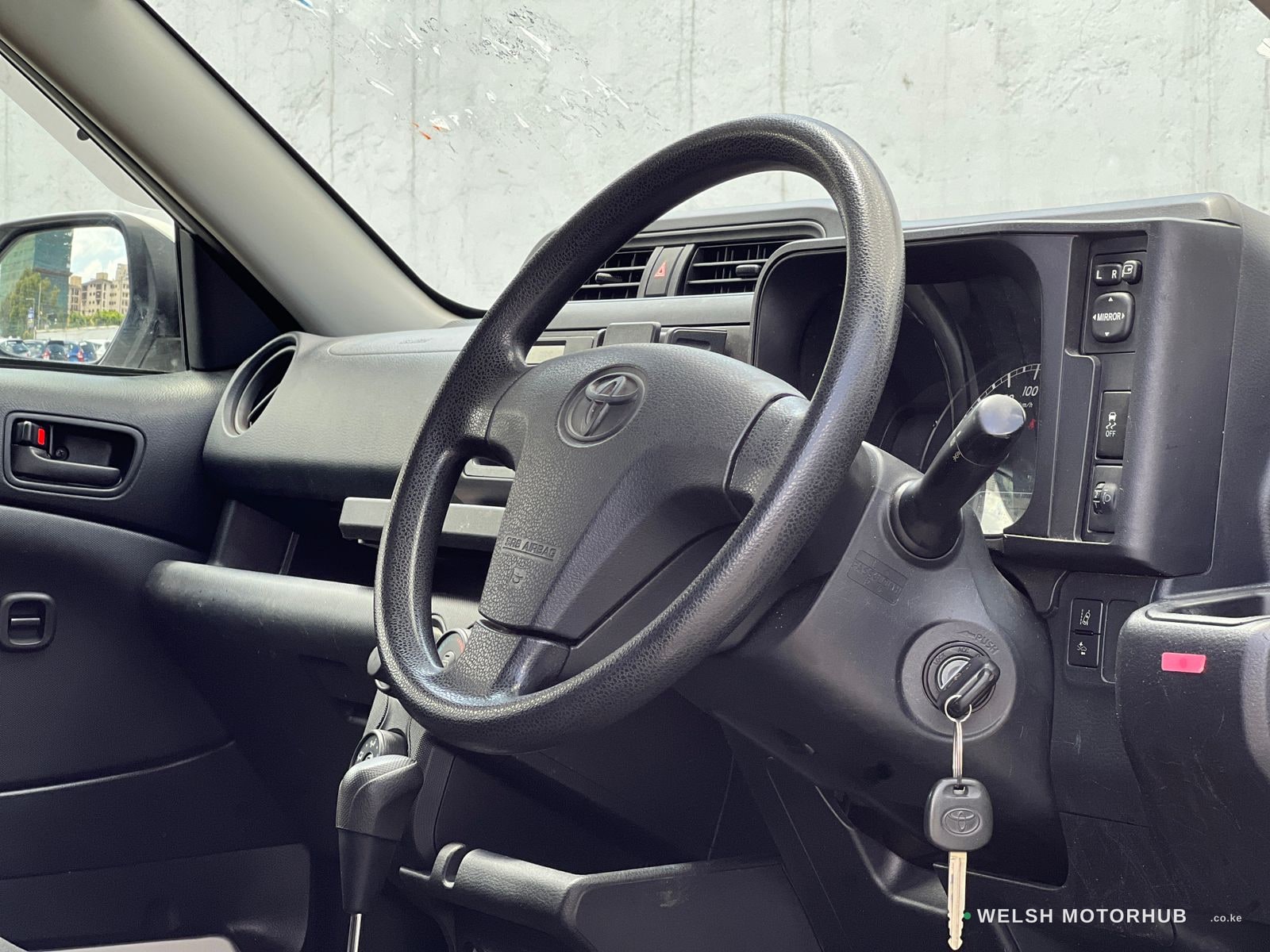2021 Toyota Probox 1.5L Petrol, photo 5