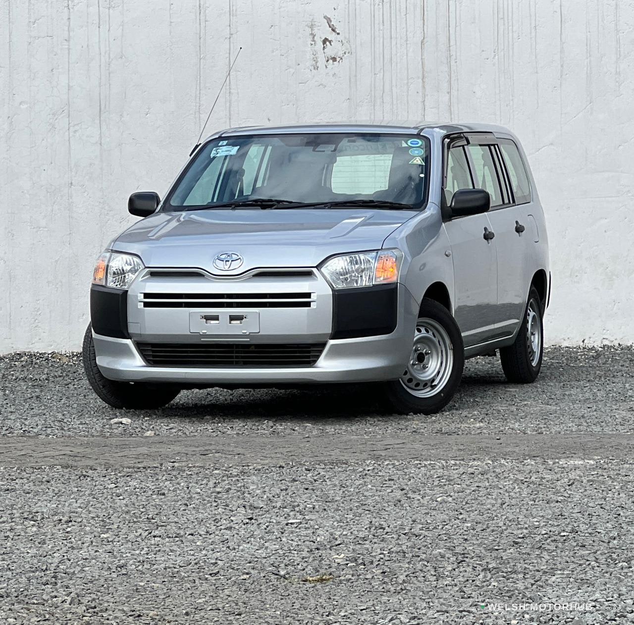 2020 Toyota Probox 1.5L Petrol, photo 2