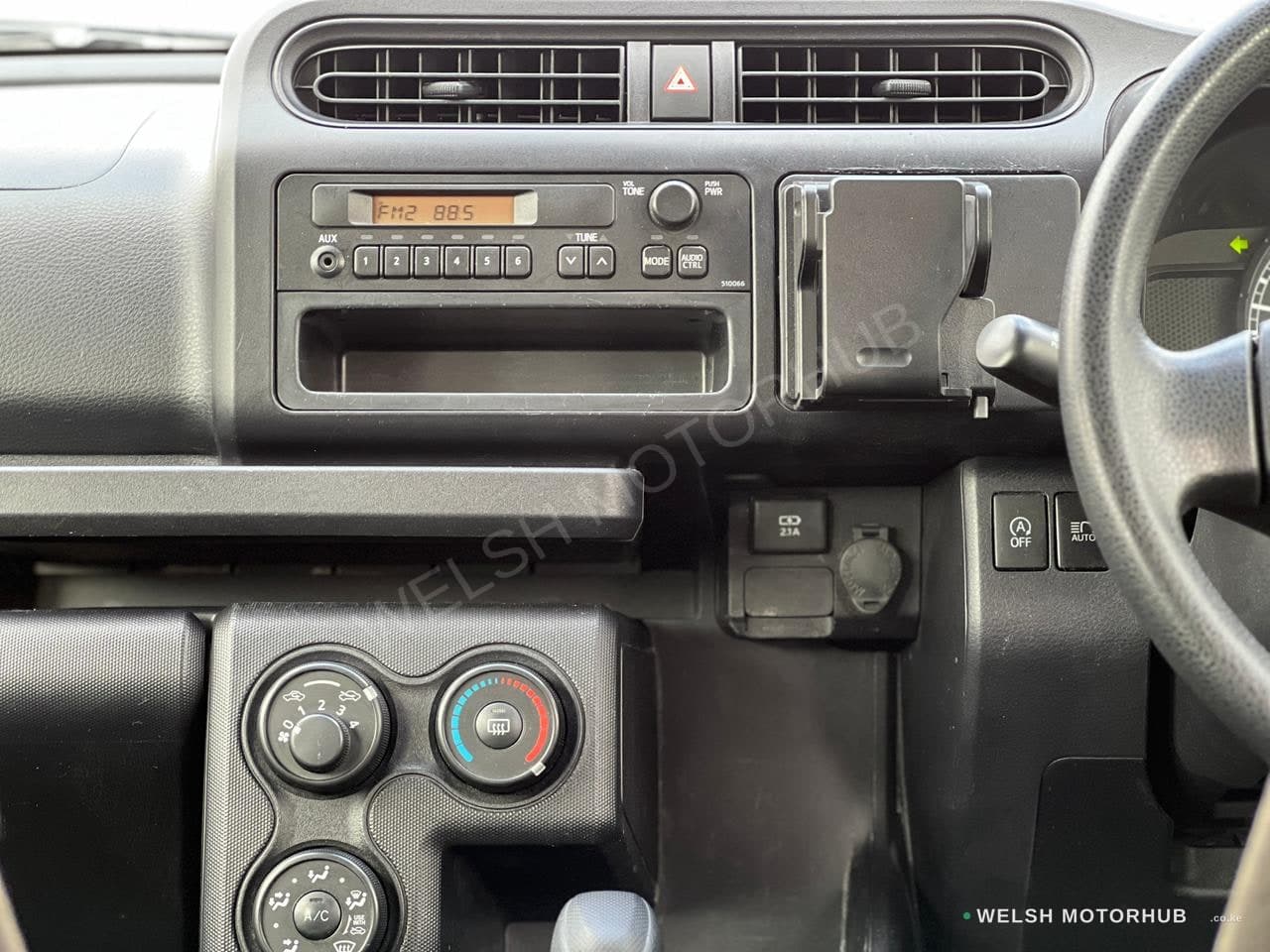 2020 Toyota Probox 1.5L Petrol, photo 6
