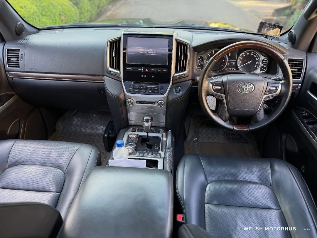 2016 Toyota Land Cruiser ZX 4.8L Petrol SUV, photo 7