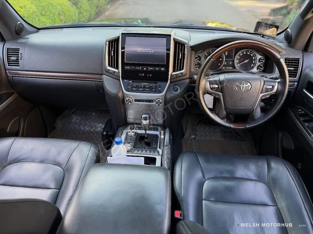 2016 Toyota Land Cruiser ZX 4.8L Petrol SUV, photo 7