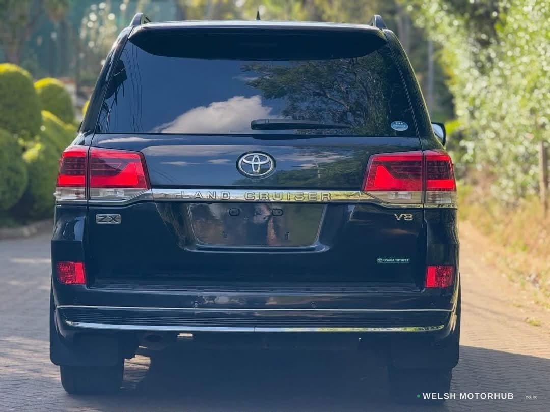 2016 Toyota Land Cruiser ZX 4.8L Petrol SUV, photo 5