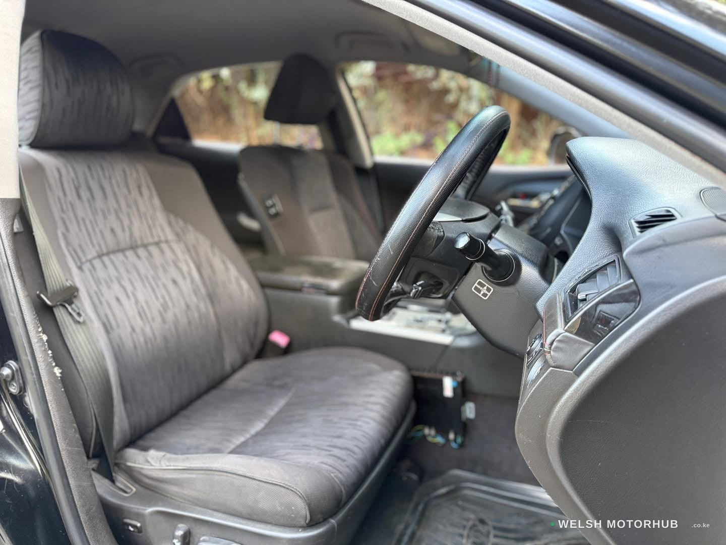 2012 Toyota Crown Athelete 2.5L Petrol Sedan, photo 10