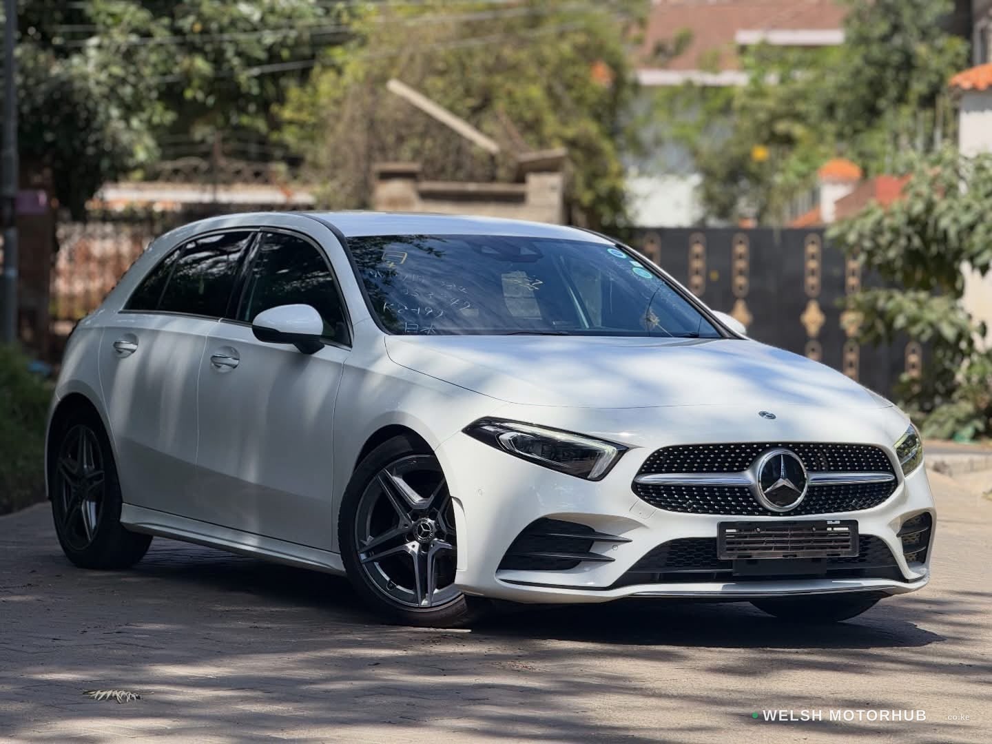 Mercedes-Benz A180