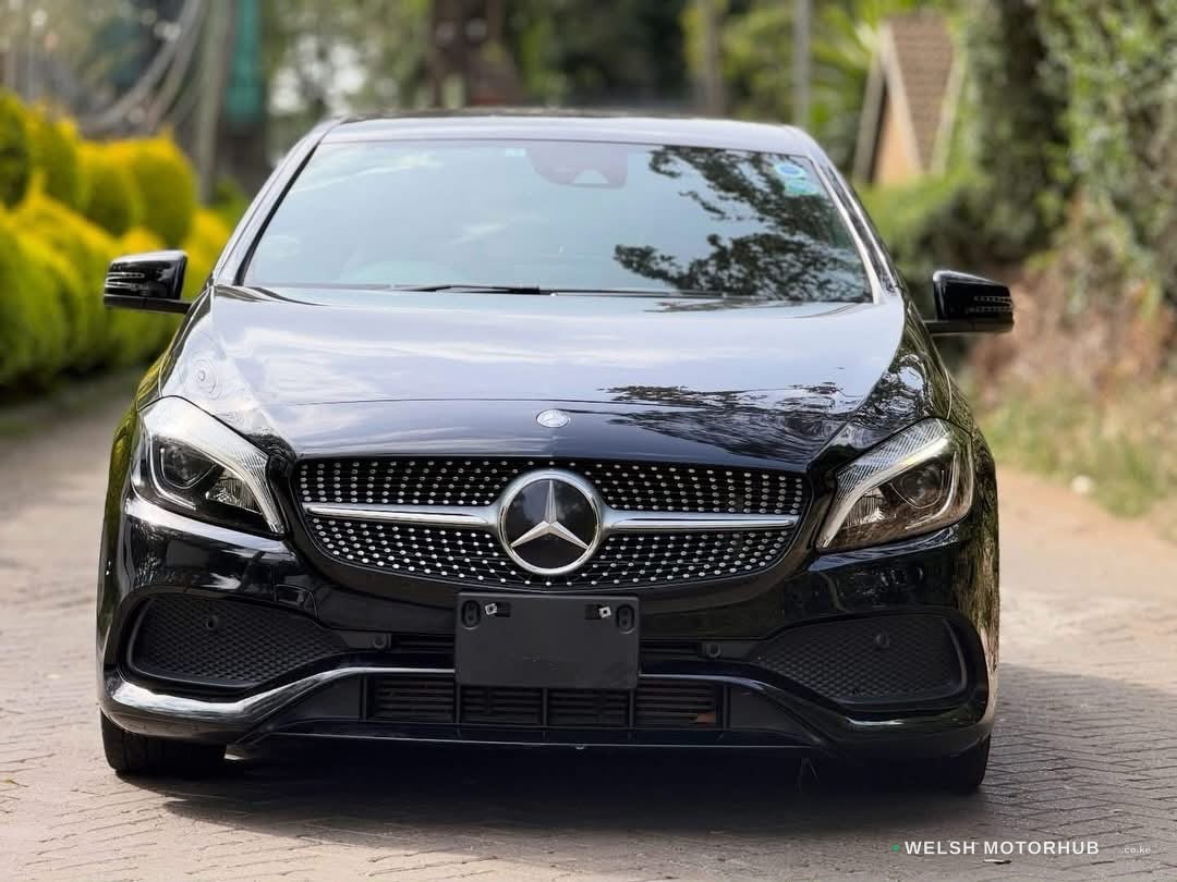 2017 Mercedes-Benz A180 AMG 1.6L Petrol Hatchback, photo 4
