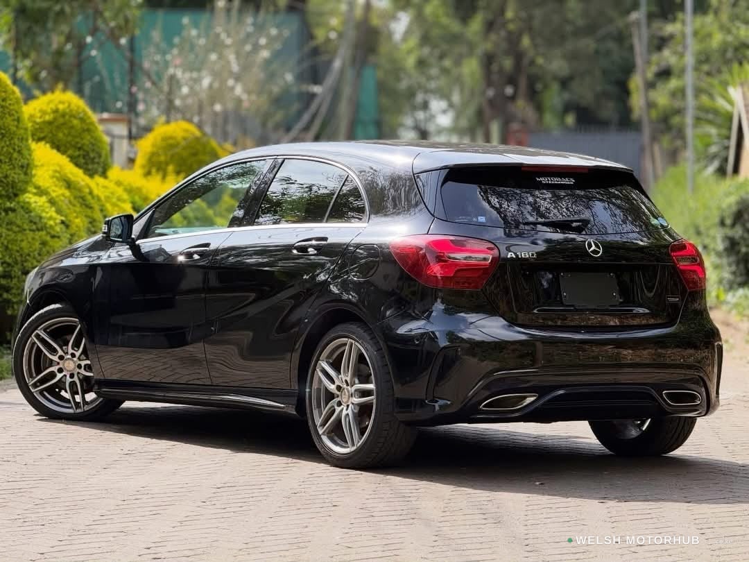 2017 Mercedes-Benz A180 AMG 1.6L Petrol Hatchback, photo 5