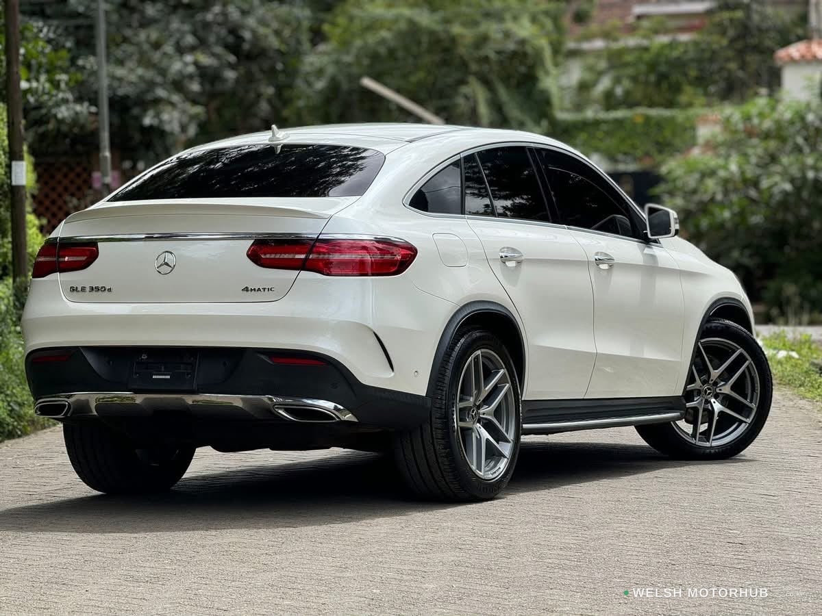 2018 Mercedes-Benz GLE 350D 4MATIC 3L Diesel SUV, photo 3