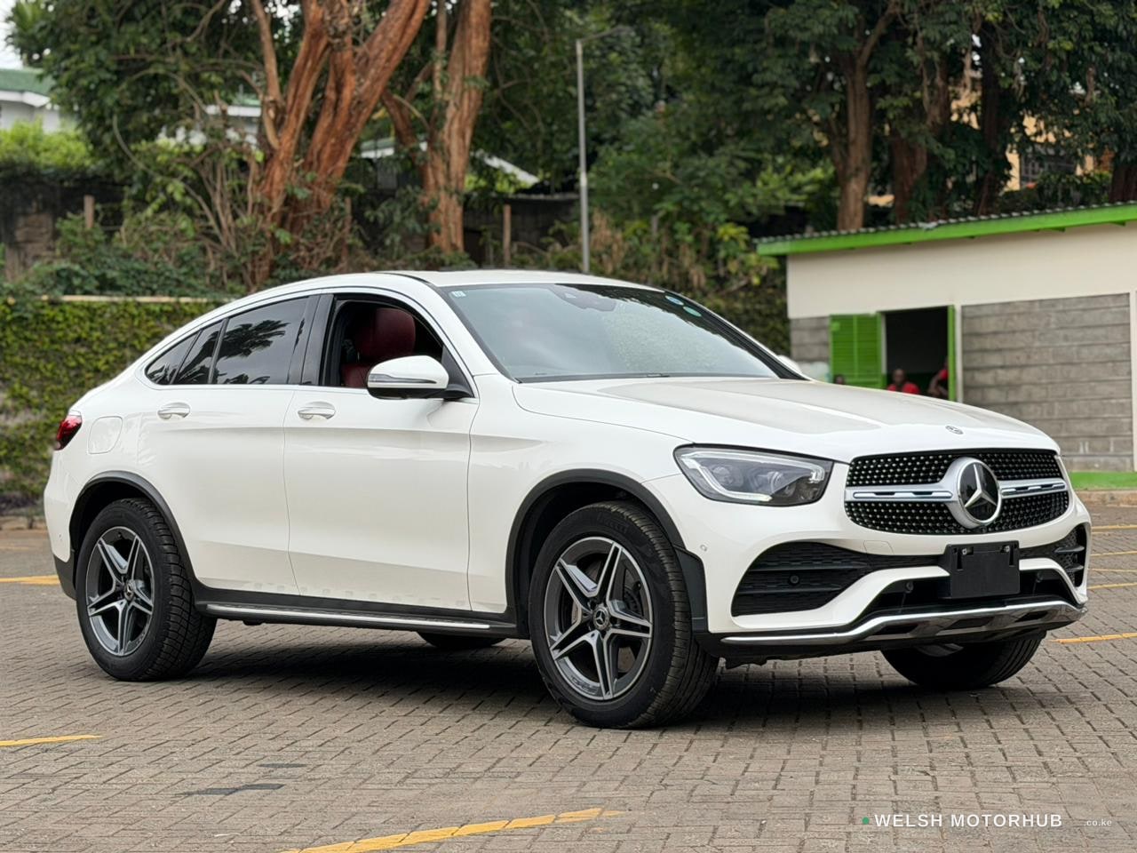 2019 Mercedes-Benz GLC220D 4MATIC AMG 2L Diesel SUV, photo 2
