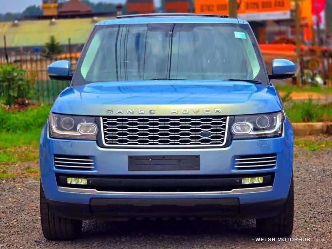 2014 Range Rover Vogue L405 4.4SDV8 Autobiography 4.4L Diesel SUV, photo 2