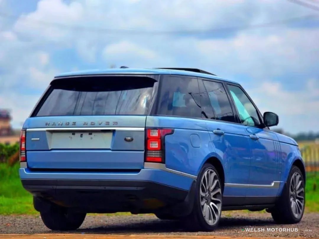 2014 Range Rover Vogue L405 4.4SDV8 Autobiography 4.4L Diesel SUV, photo 3
