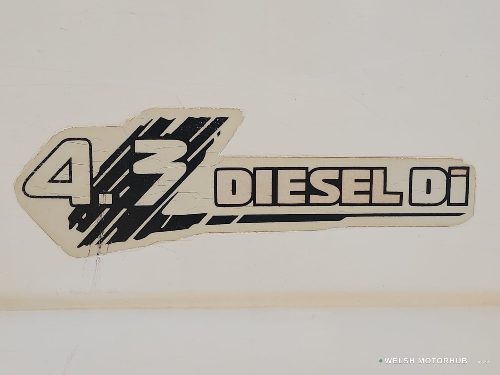 2017 Isuzu NKR 4.3L Diesel Truck, photo 14