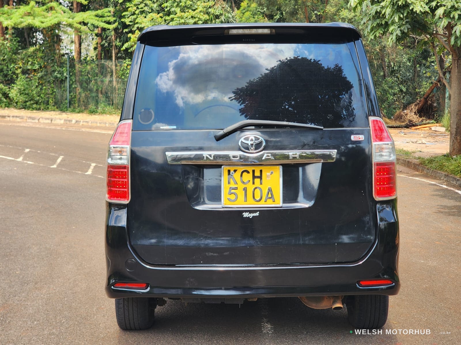 2008 Toyota Noah 2L Petrol MPV, photo 10