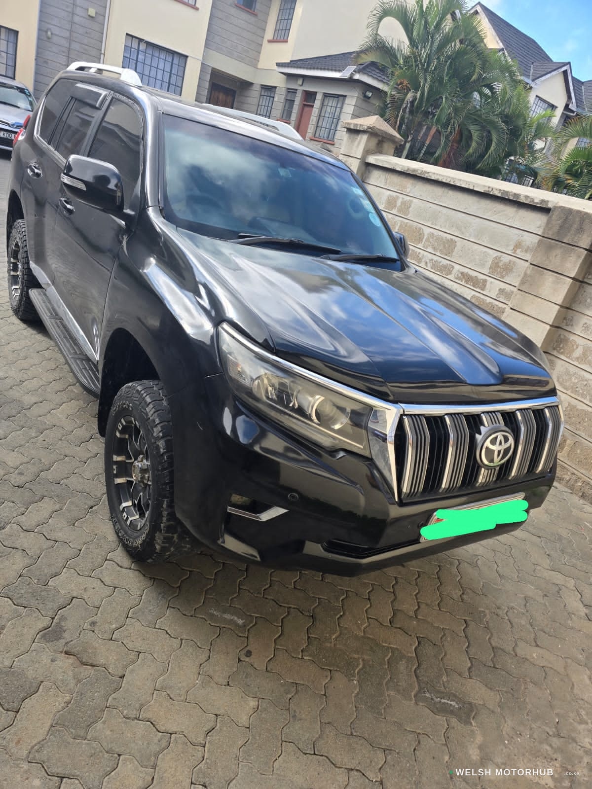 2013 Toyota Prado J150 Petrol SUV, photo 2