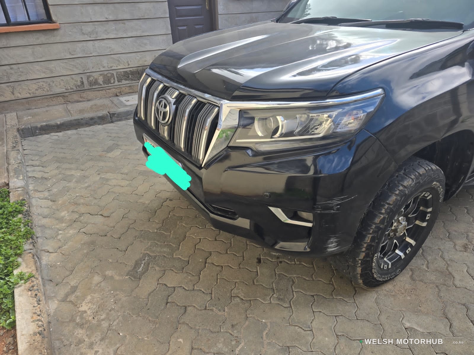 2013 Toyota Prado J150 Petrol SUV, photo 3