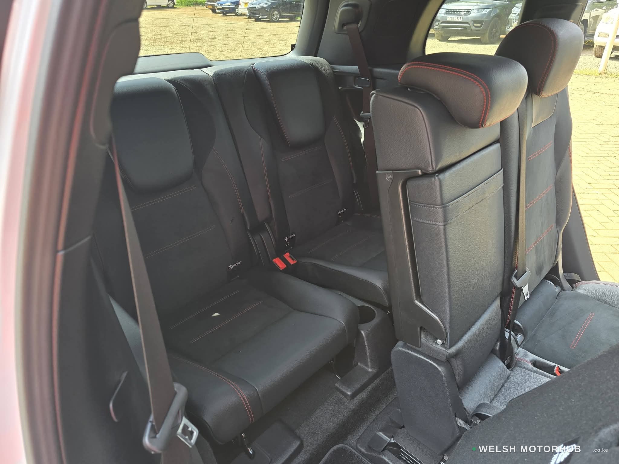 2020 Mercedes-Benz GLB 220D 2L Diesel SUV, photo 9