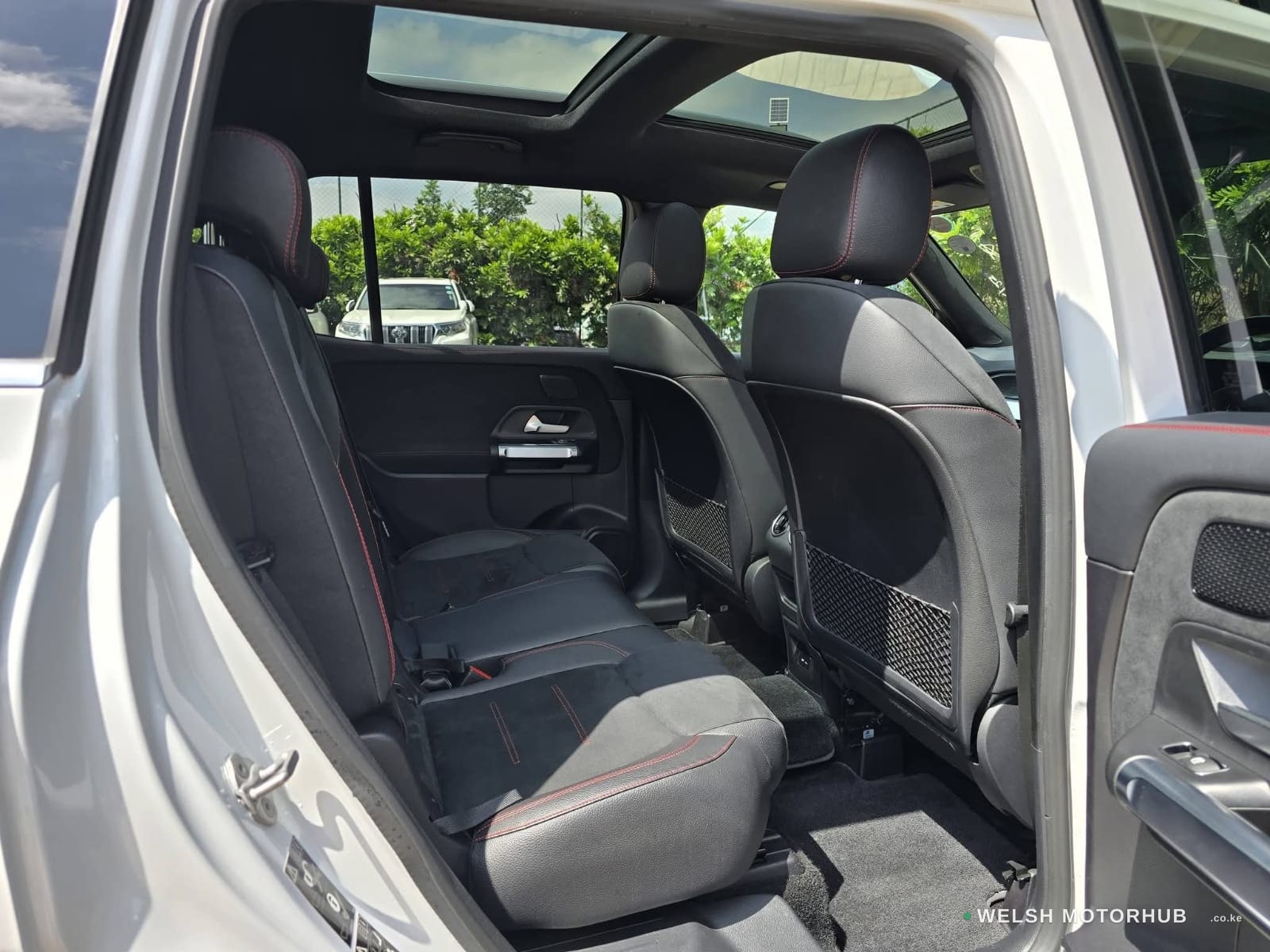 2020 Mercedes-Benz GLB 220D 2L Diesel SUV, photo 8
