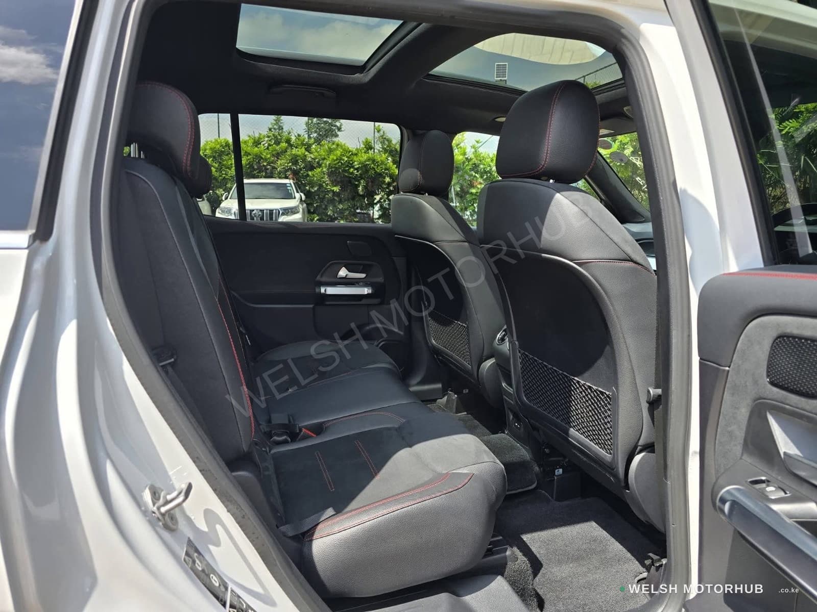 2020 Mercedes-Benz GLB 220D 2L Diesel SUV, photo 8