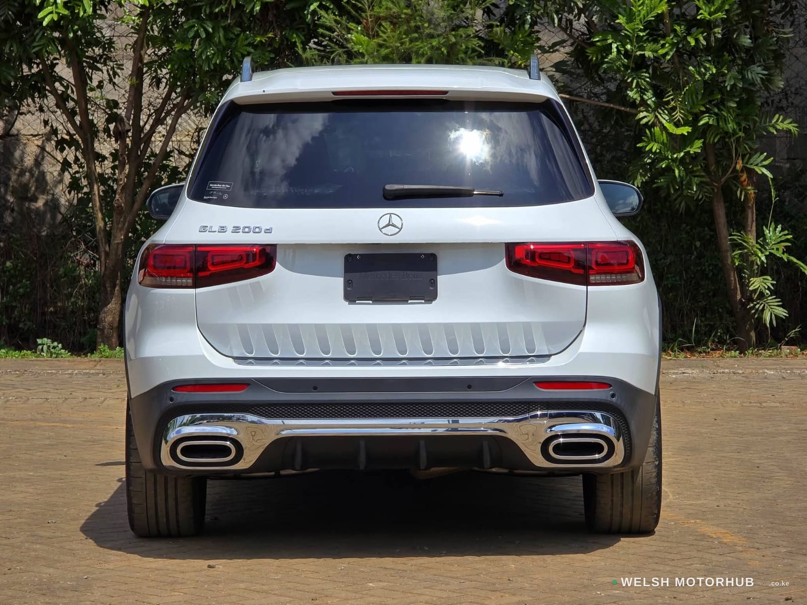 2020 Mercedes-Benz GLB 220D 2L Diesel SUV, photo 2