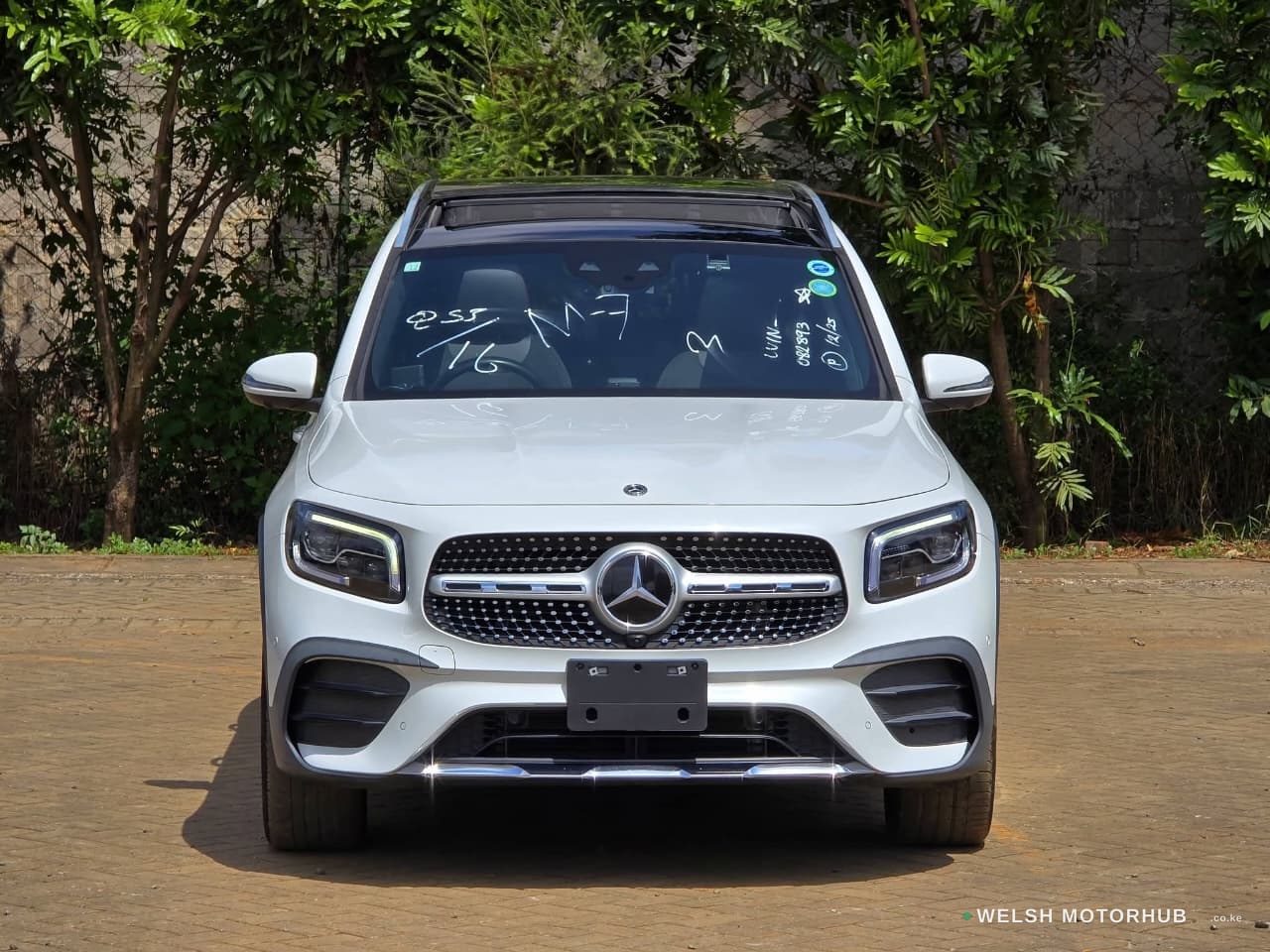 2020 Mercedes-Benz GLB 220D 2L Diesel SUV, main photo