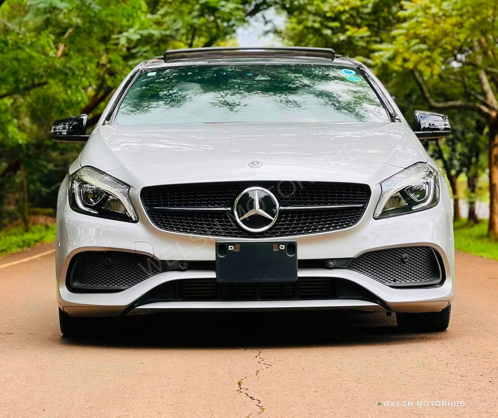 2018 Mercedes-Benz A180 AMG-LINE 1.6L Petrol Hatchback, photo 3