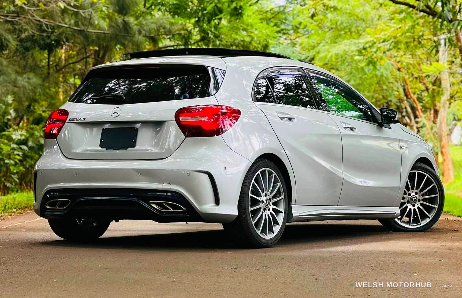 2018 Mercedes-Benz A180 AMG-LINE 1.6L Petrol Hatchback, photo 6