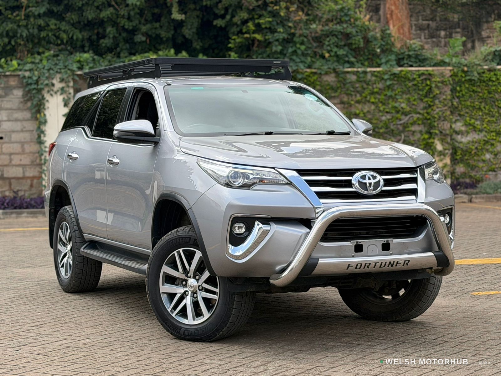 2019 Toyota Fortuner GD-6 2.8L Diesel SUV, photo 2